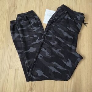 NWT Athleta Girl Warm Up Jogger Camouflage Pants